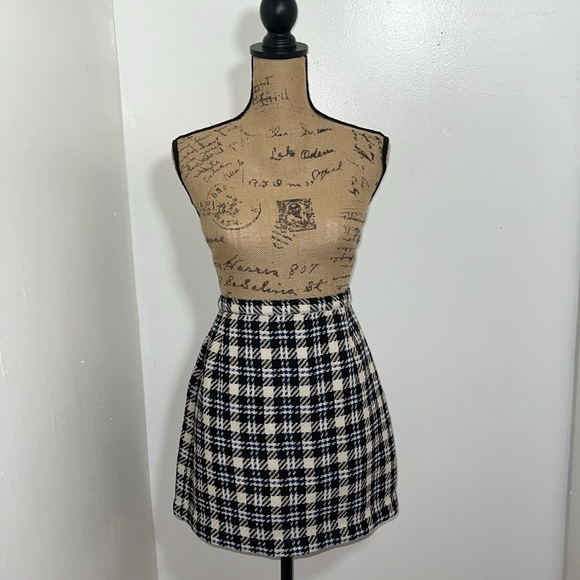 Old Navy Dresses & Skirts - SOLD 🎄🎅🏾